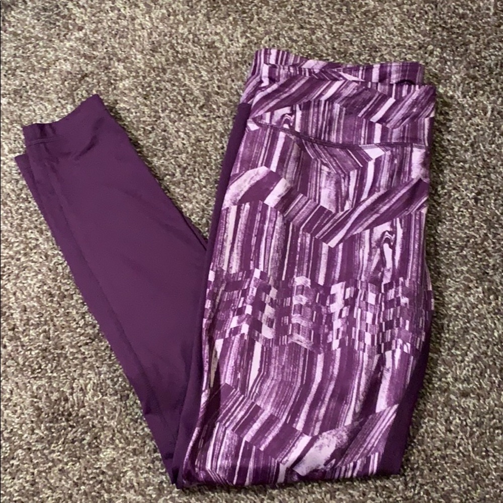 Exercise leggings